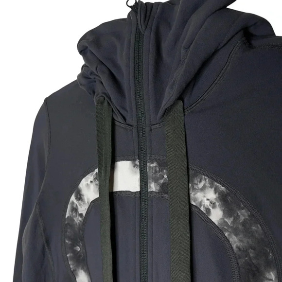 Lululemon Athletica In Stride Jacket Brisk Bloom Navy Full Zip Casual Size 8 - Picture 6 of 9